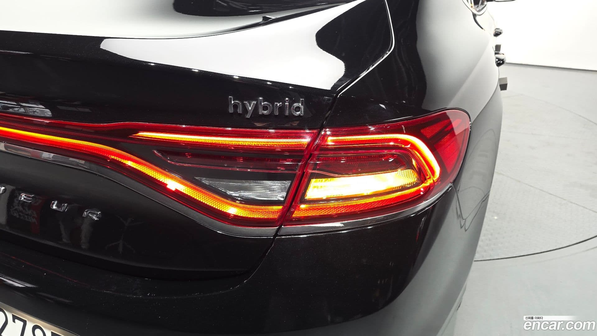 Main__Slider__Photo:Grandeur Hyundai 2018.10-22