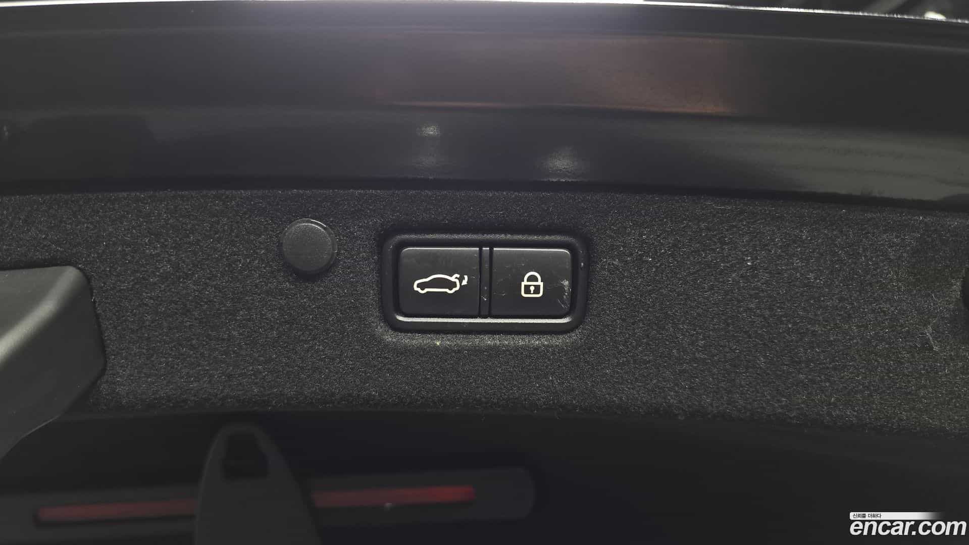 Grandeur Hyundai 2018.10-OPTION-045