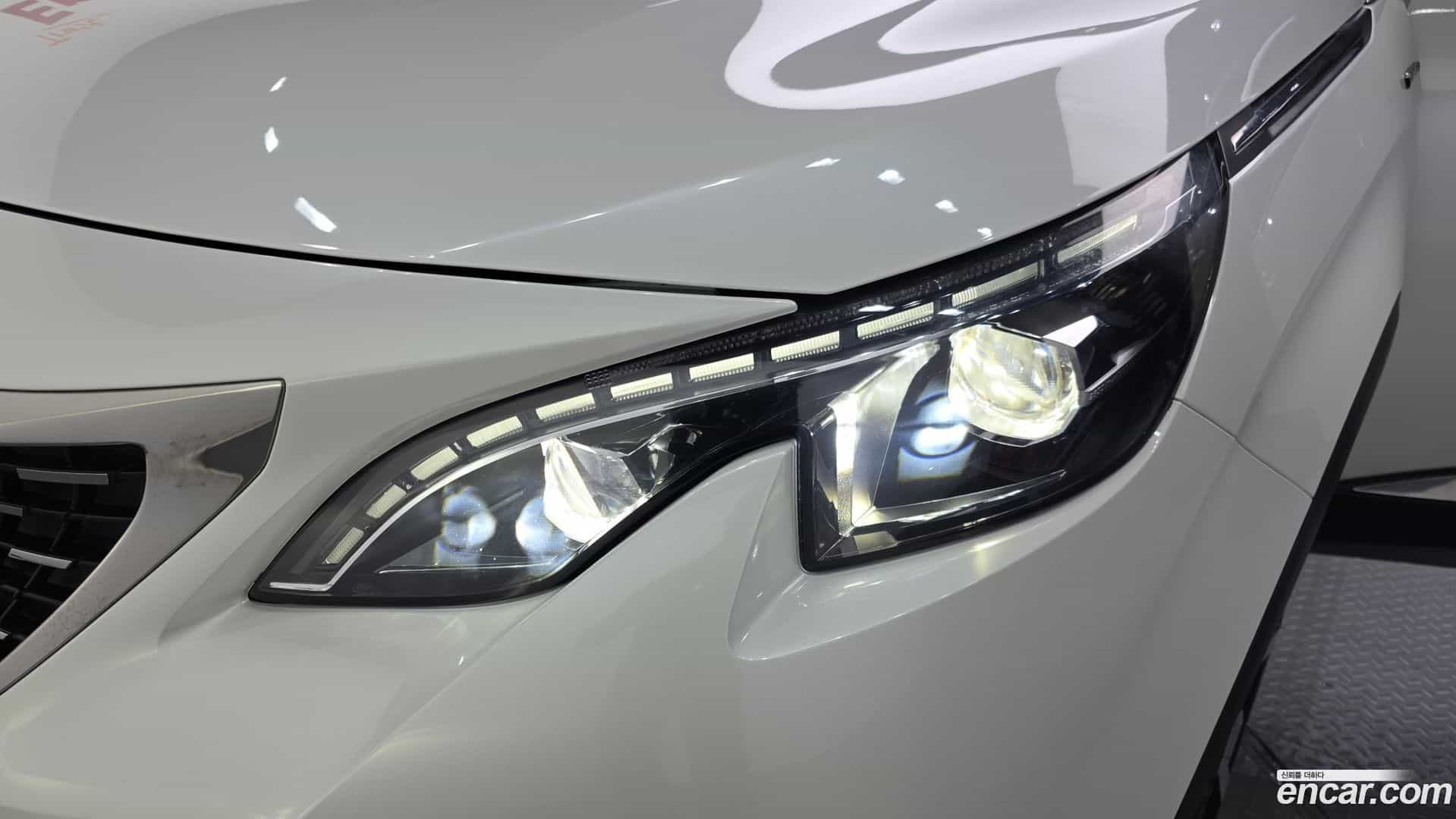 3008 Peugeot 2018.4-OUTER-032