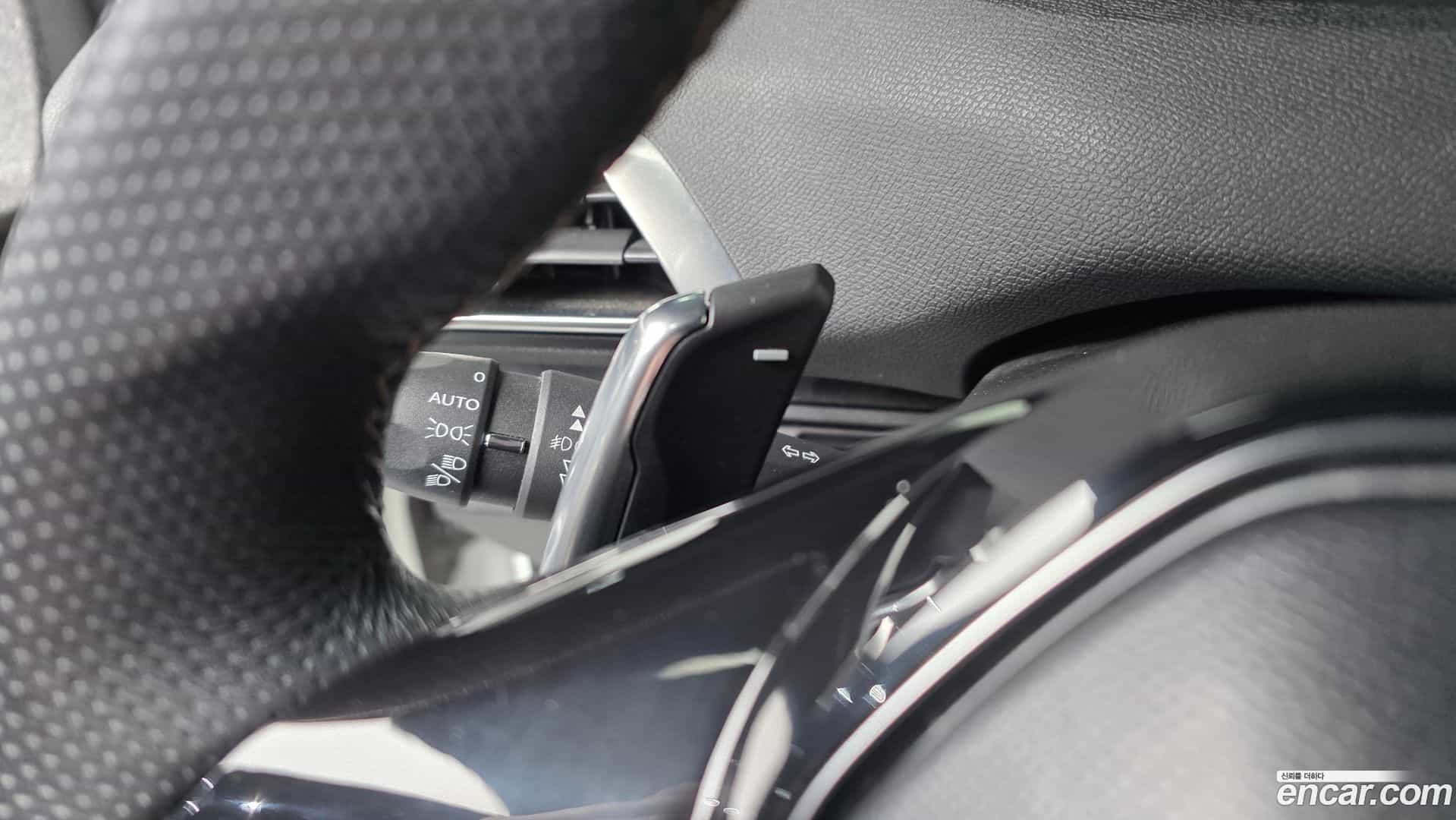 3008 Peugeot 2018.4-OPTION-044