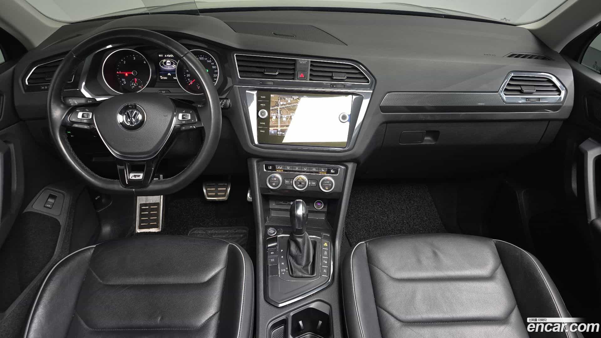 Tiguan Volkswagen 2020.11-INNER-007