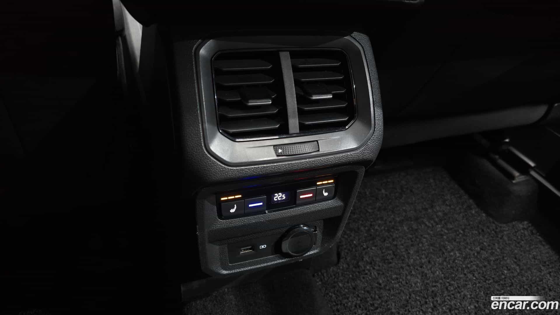 Tiguan Volkswagen 2020.11-OPTION-023
