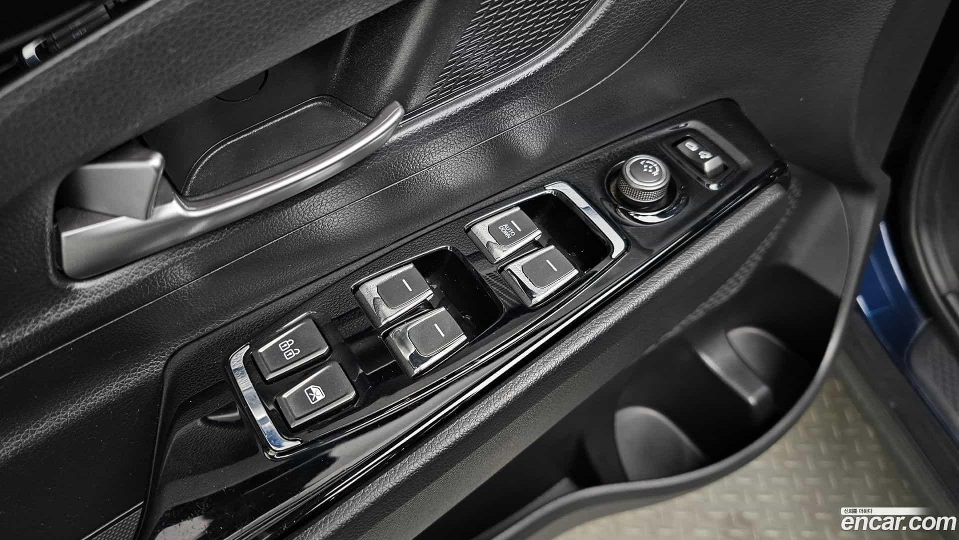 KORANDO KG Mobility 2020.9-OPTION-042