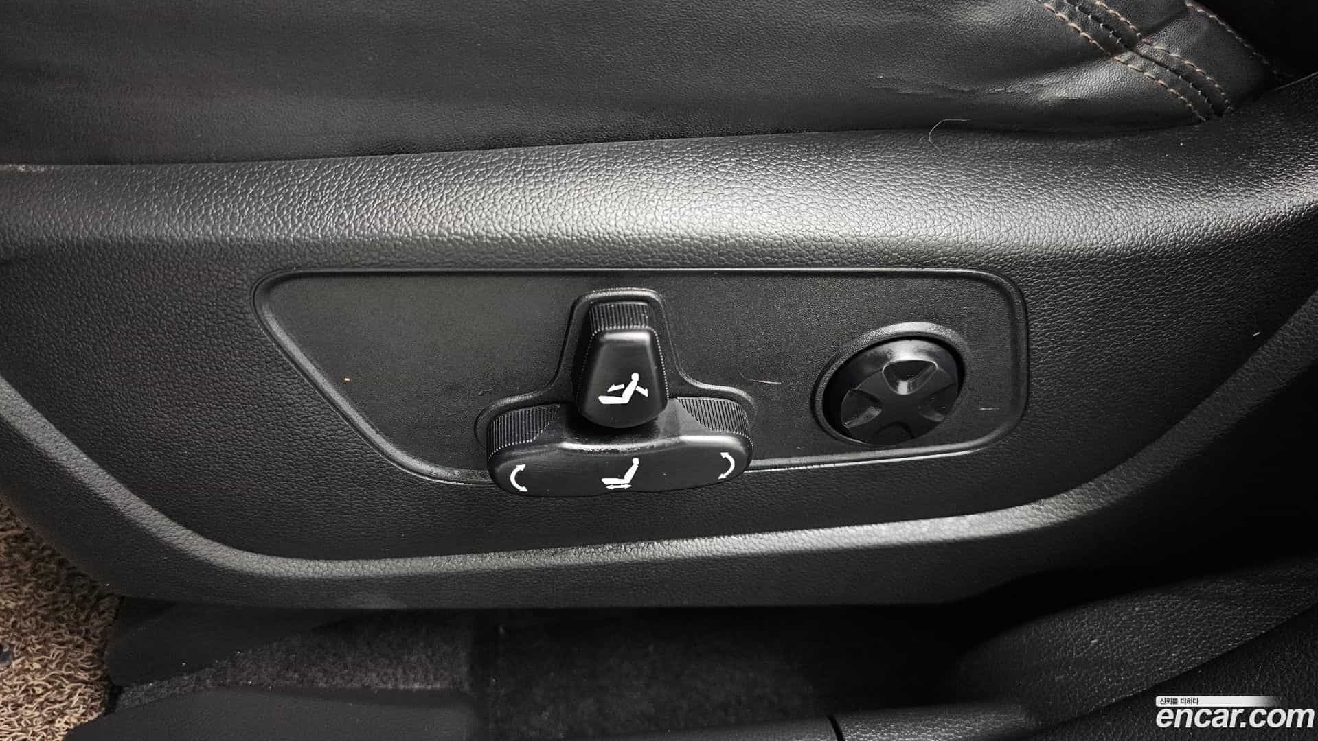 KORANDO KG Mobility 2020.9-OPTION-044