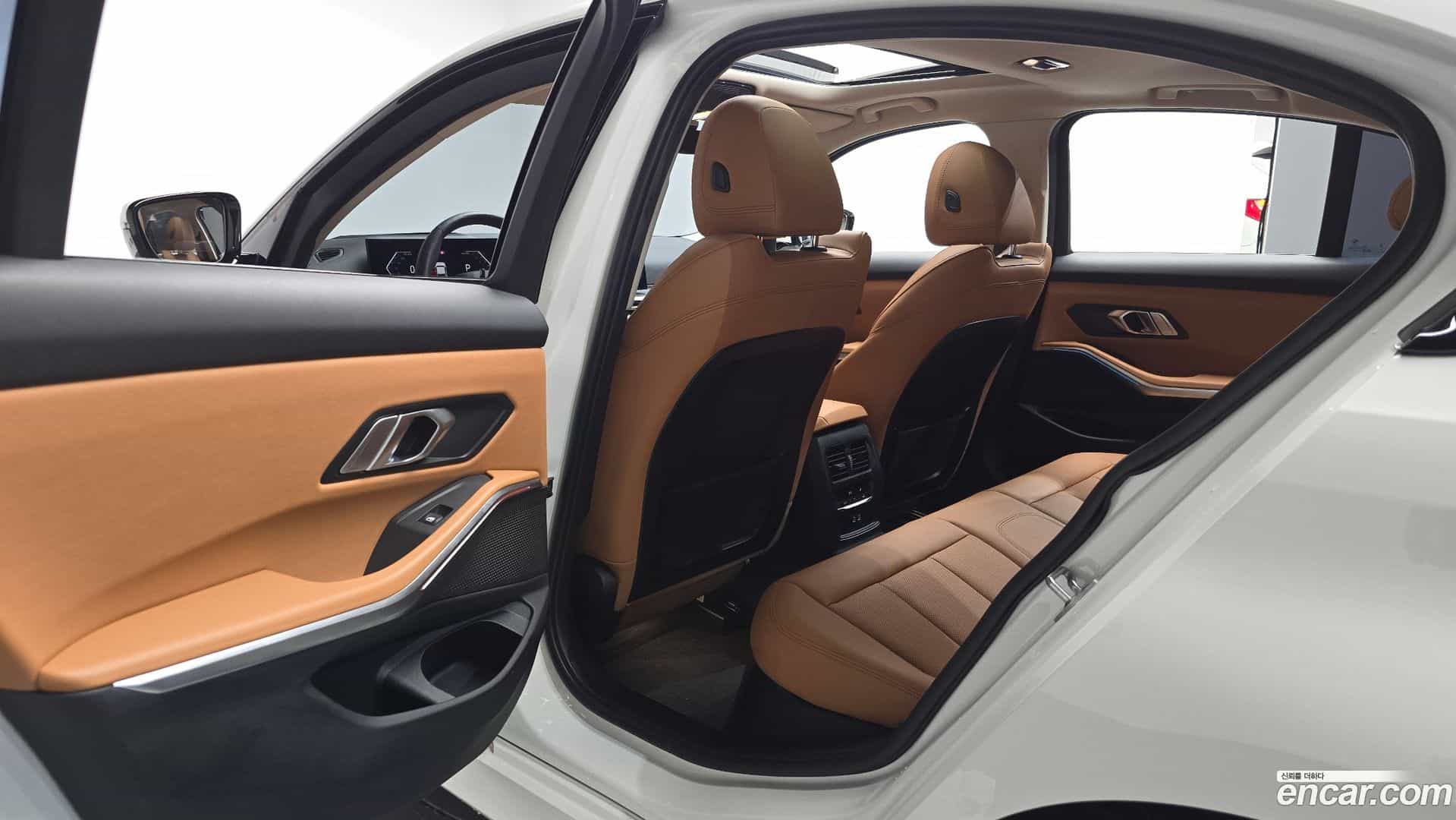 3-Series BMW 2023.6-OPTION-016