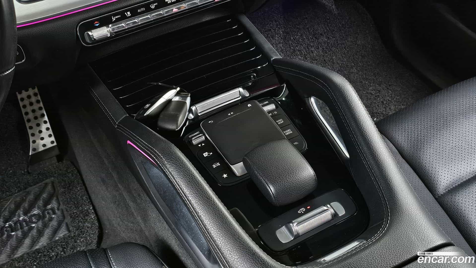 GLE-Class Mercedes-Benz 2019.8-OPTION-023