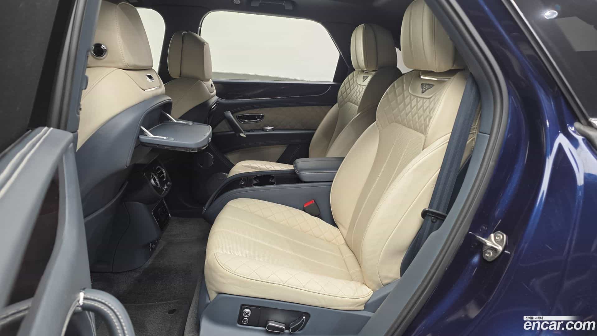 Bentayga Bentley 2017.11-OPTION-016