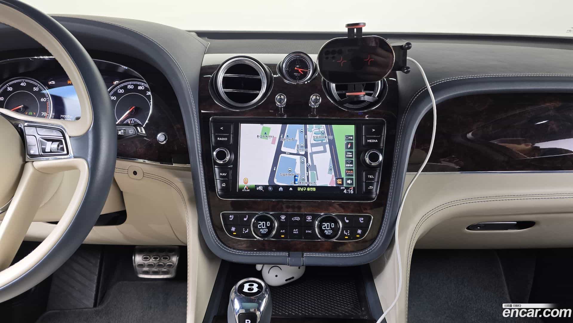 Bentayga Bentley 2017.11-OPTION-018