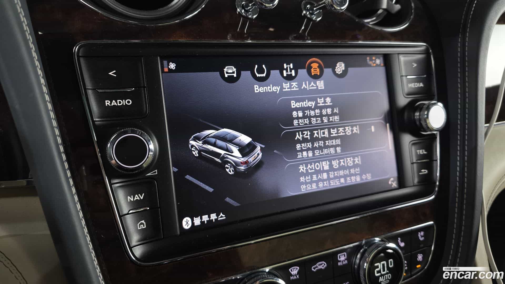 Bentayga Bentley 2017.11-OPTION-021