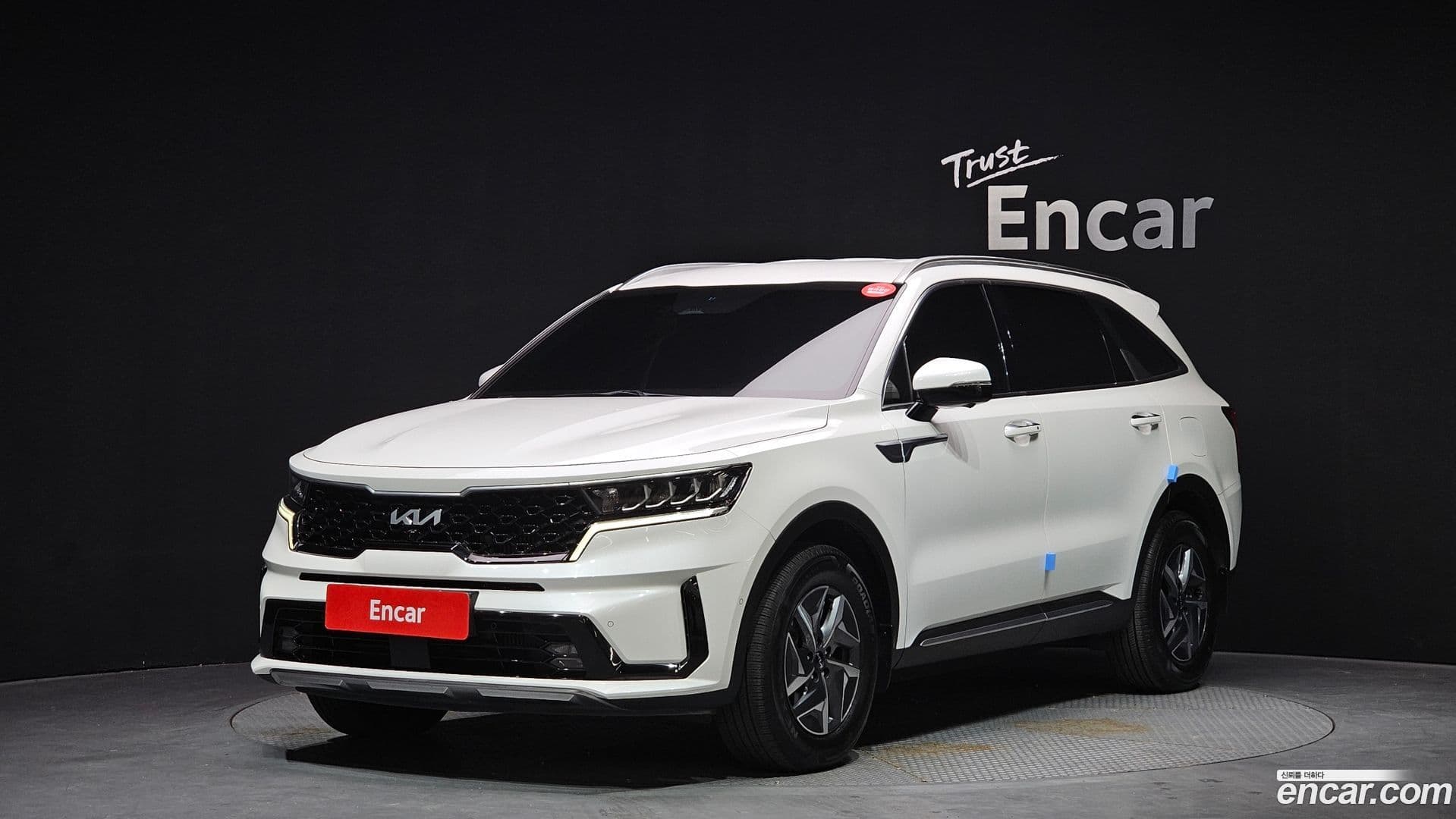 Main__Slider__Photo:Sorento Kia 2022.4-0