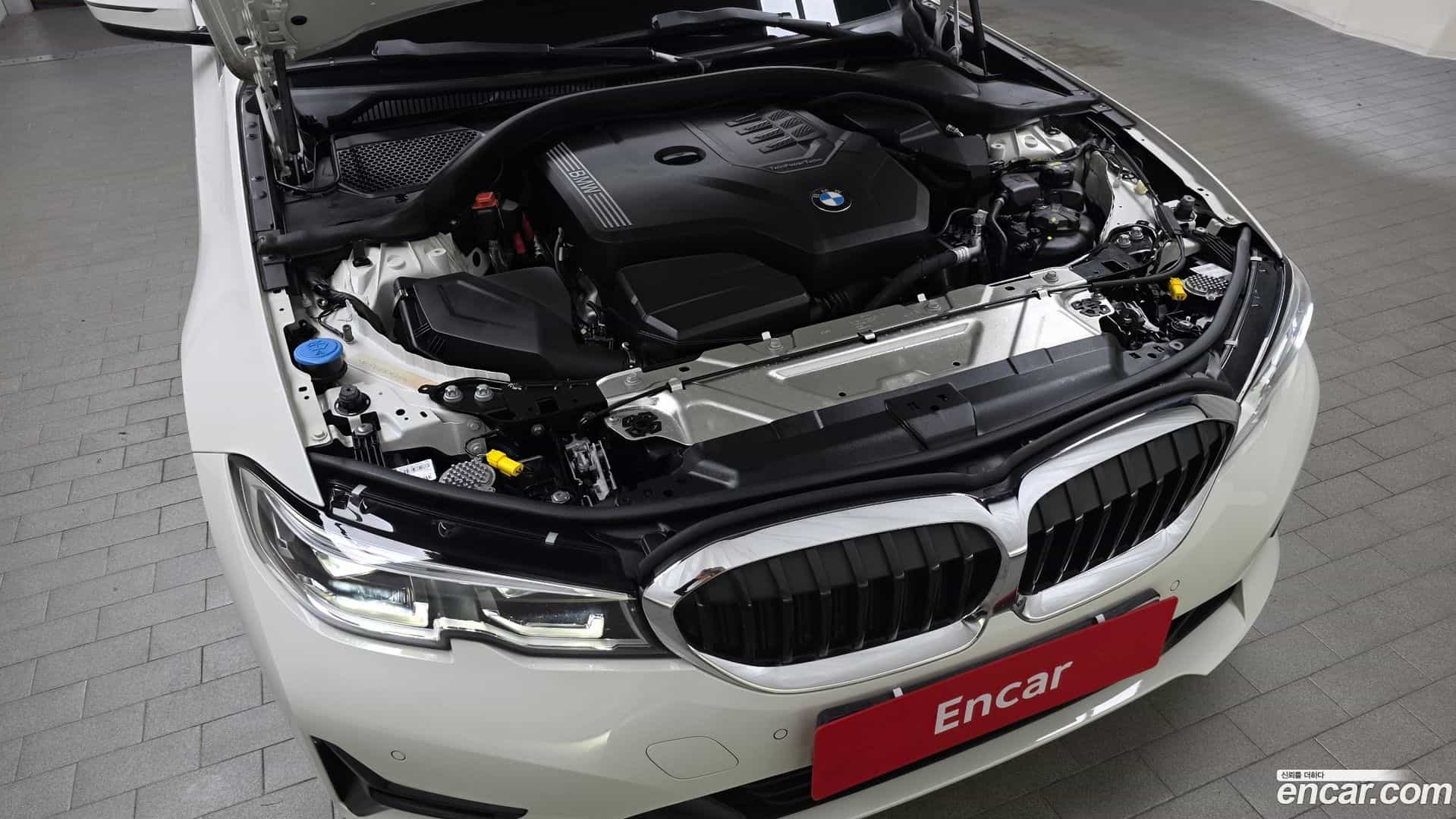 3-Series BMW 2022.3-OUTER-006