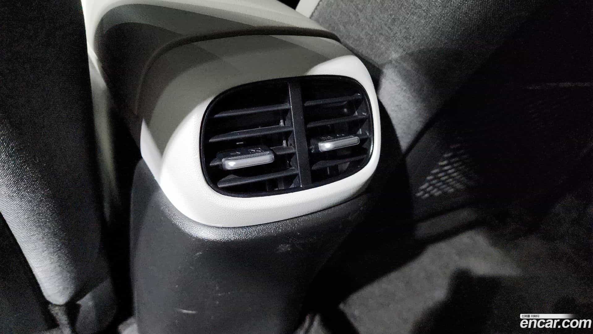 AVANTE Hyundai 2023.2-OPTION-044
