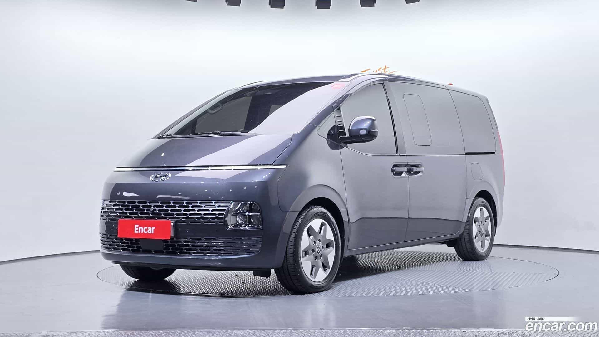 Staria Hyundai 2024.0-OUTER-001