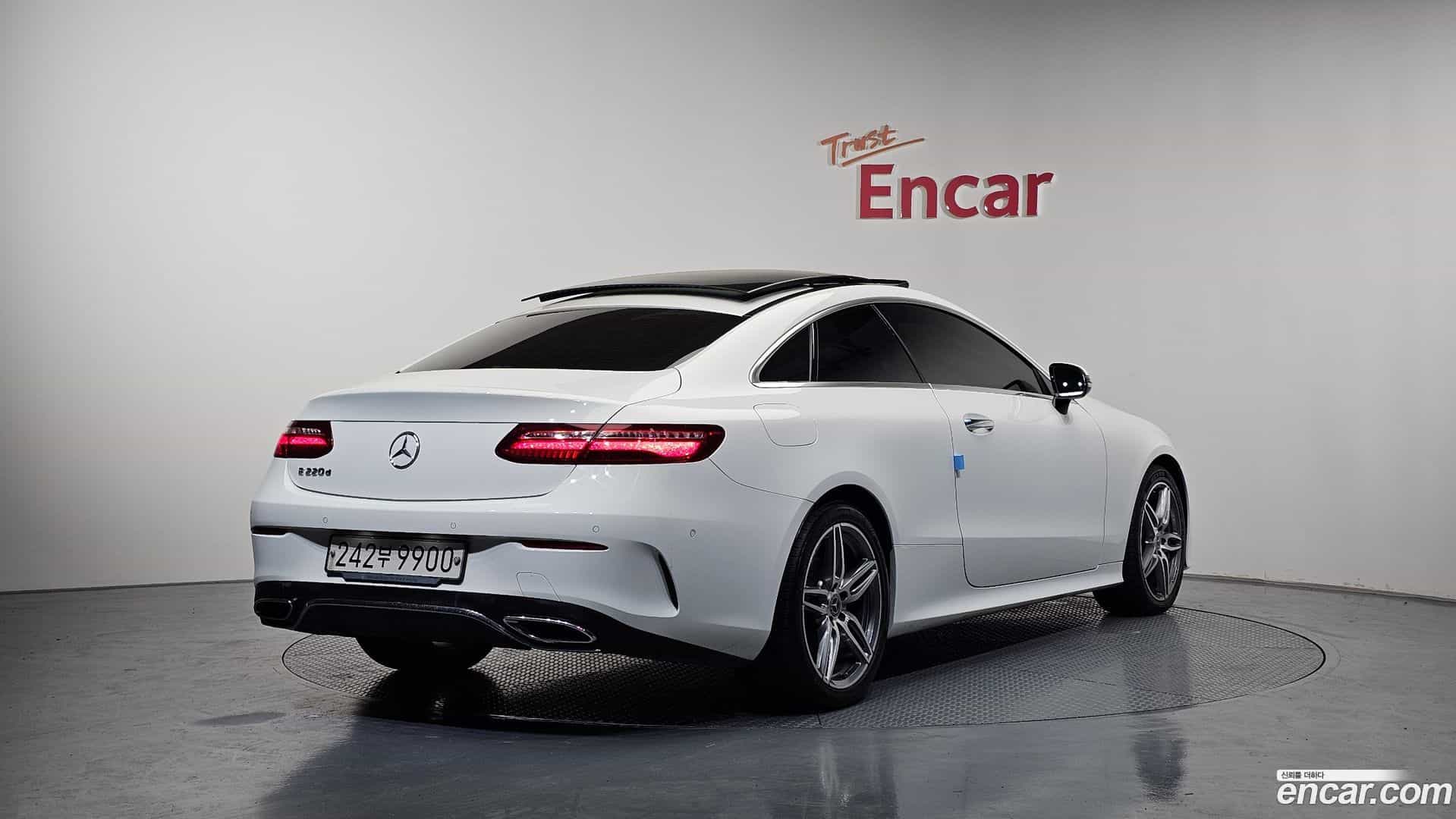 E-Class Mercedes-Benz 2019.2-OUTER-002