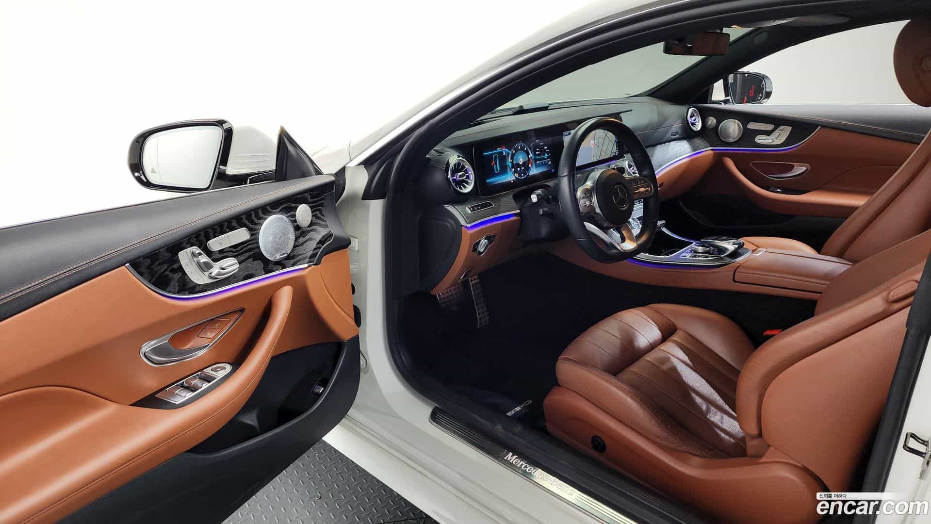 E-Class Mercedes-Benz 2019.2-INNER-010
