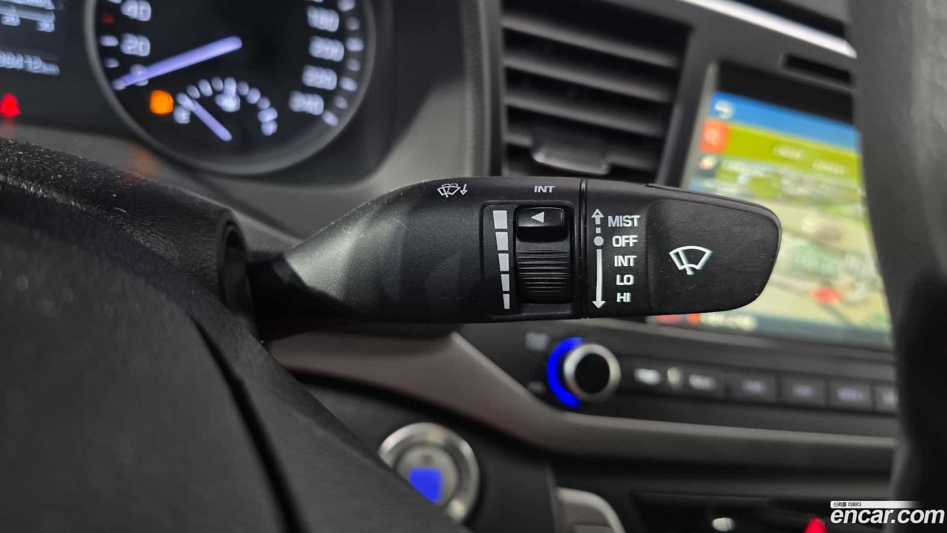 AVANTE Hyundai 2018.5-OPTION-041