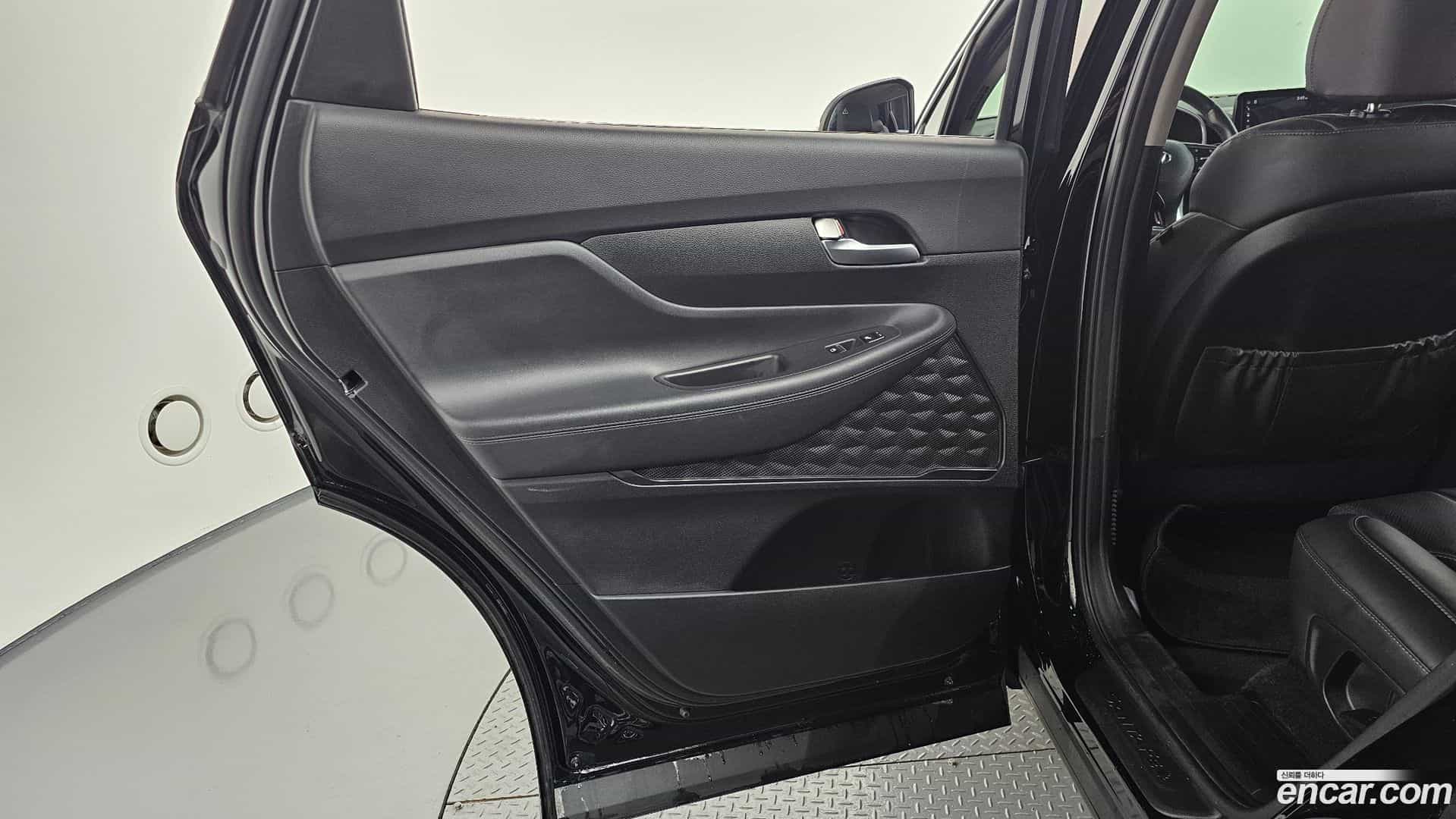 Santafe Hyundai 2021.2-INNER-035