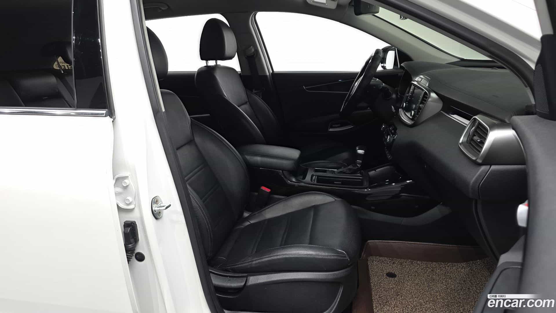 Sorento Kia 2017.8-OPTION-015