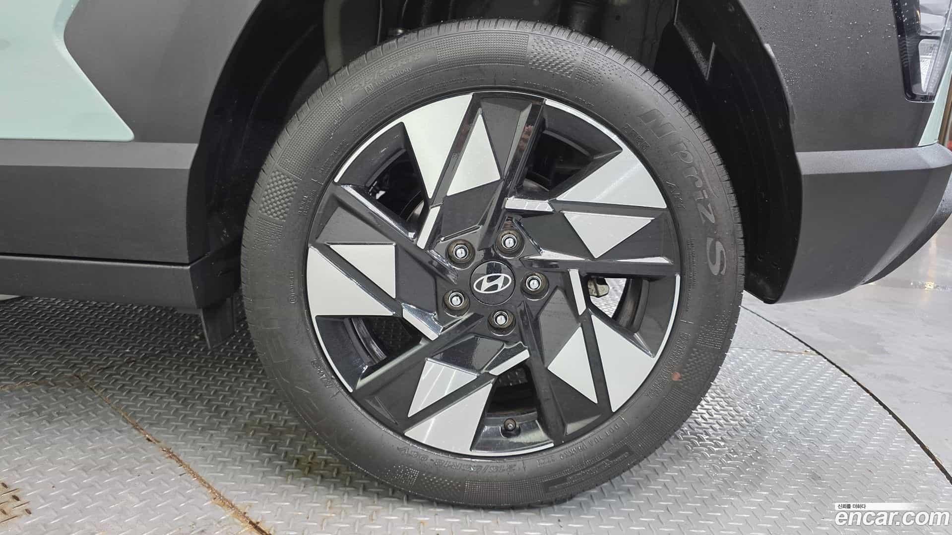 Kona Hyundai 2023.9-OUTER-031