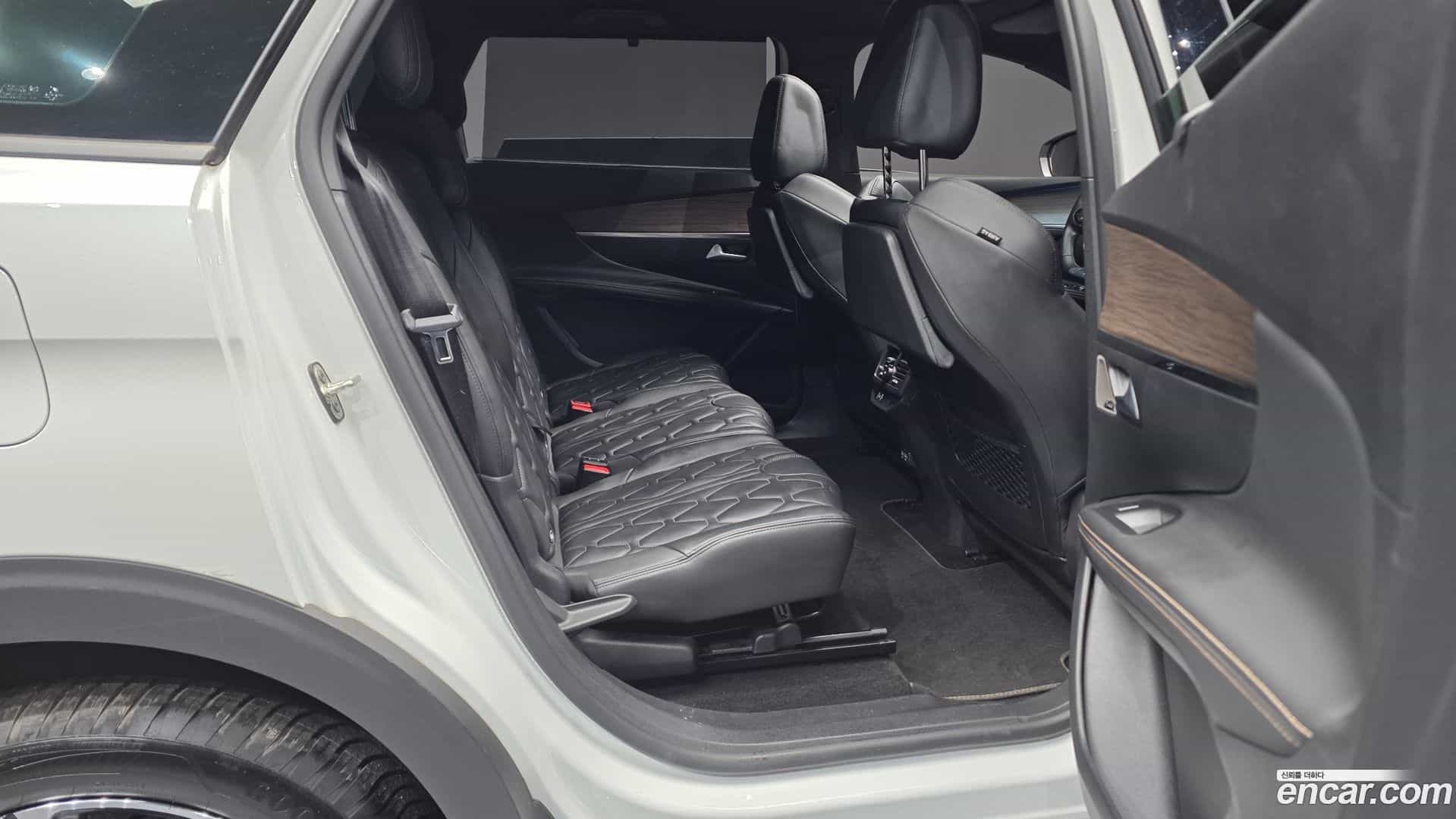 5008 Peugeot 2022.11-OPTION-016