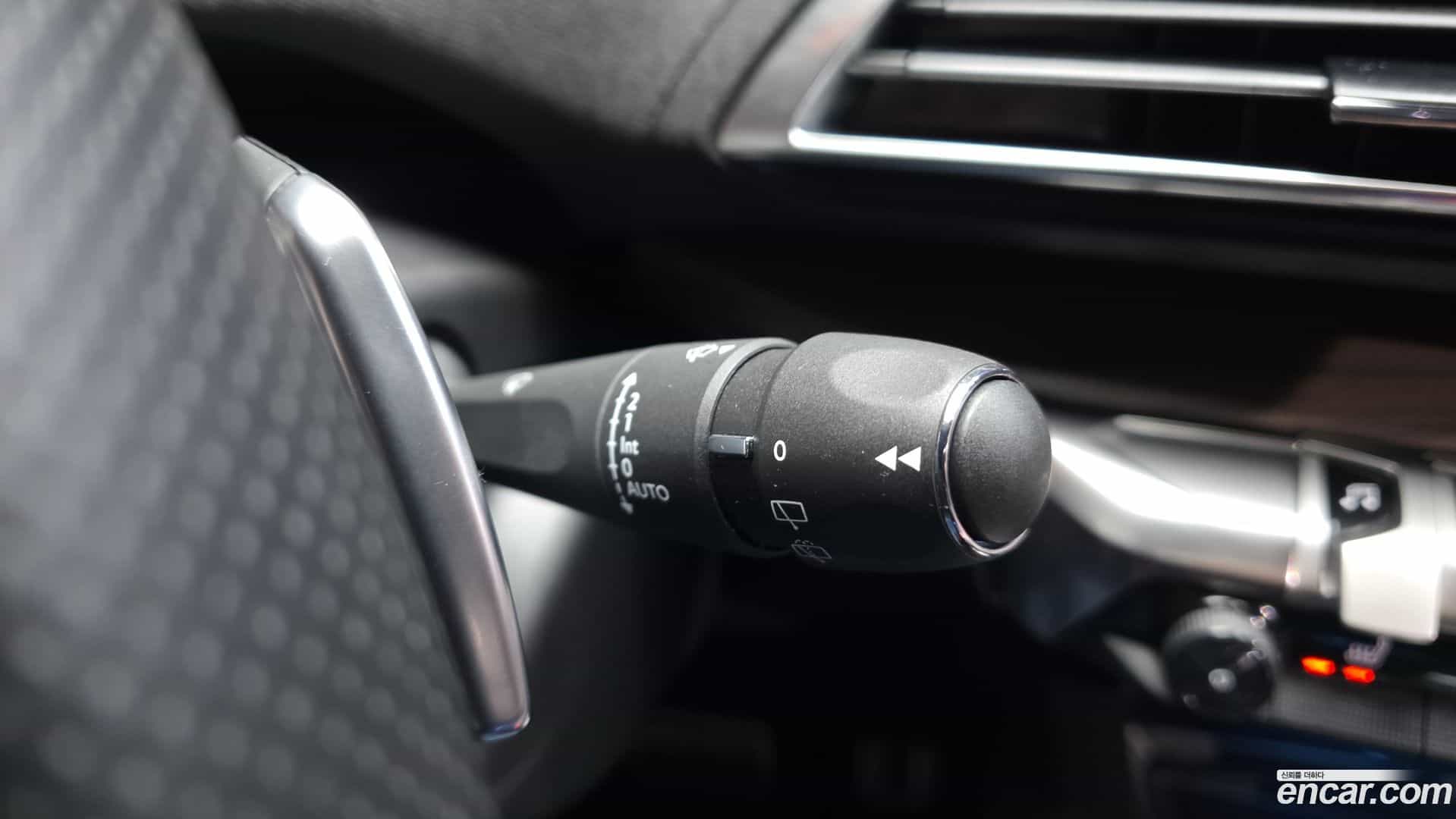 5008 Peugeot 2022.11-OPTION-041