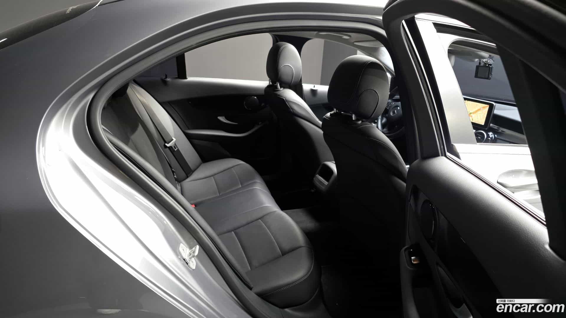 C-Class Mercedes-Benz 2015.8-OPTION-015
