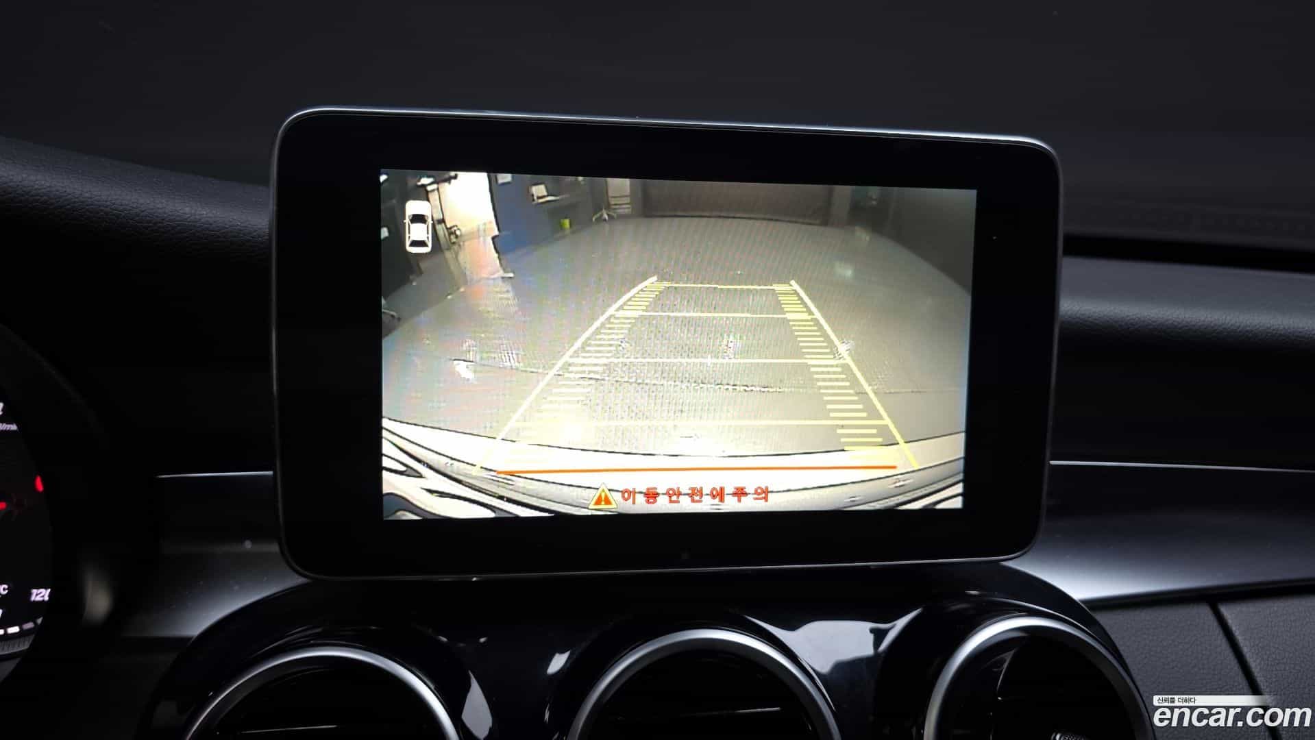 C-Class Mercedes-Benz 2015.8-OPTION-018