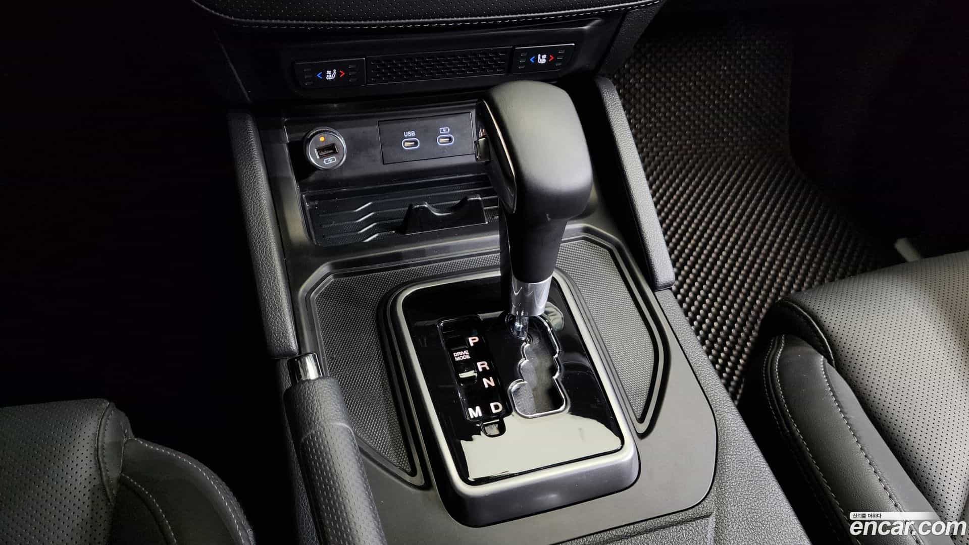Rexton KG Mobility 2023.4-INNER-009