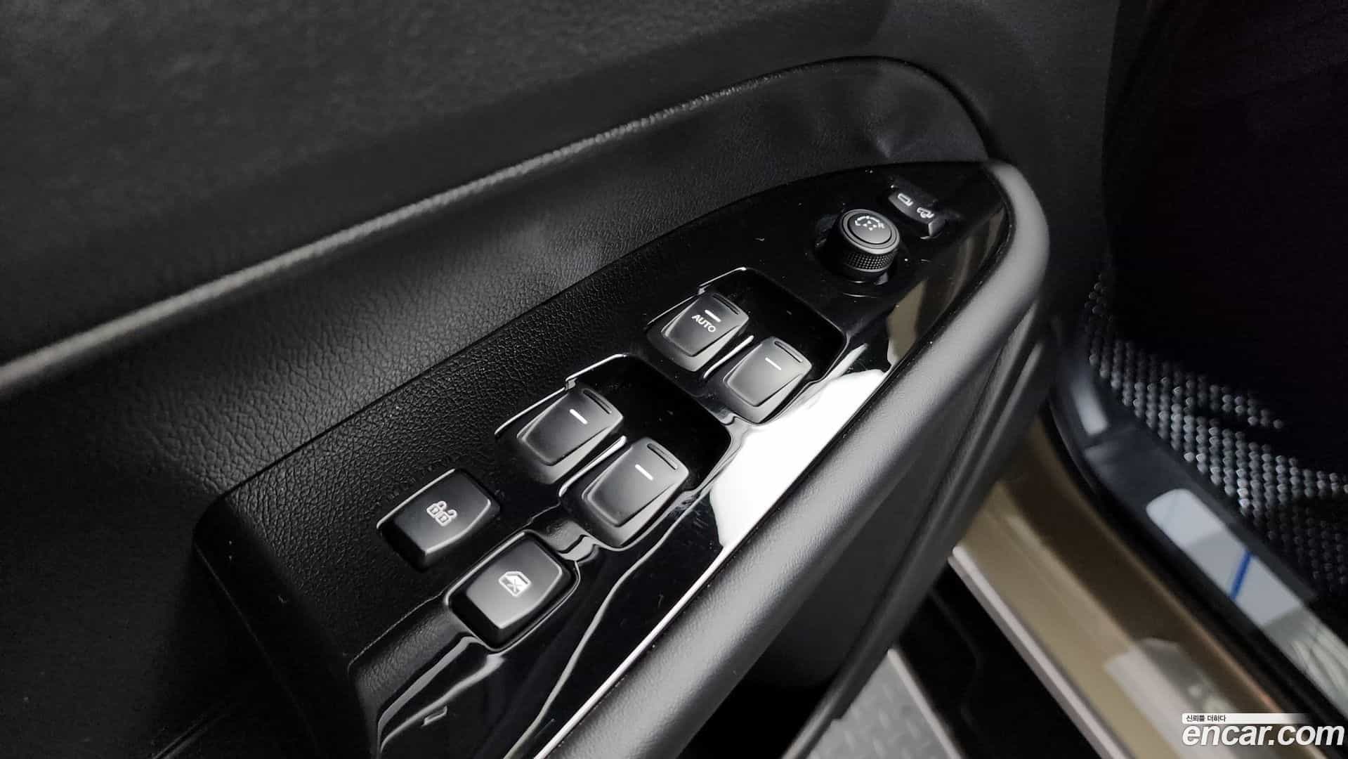 Rexton KG Mobility 2023.4-OPTION-042
