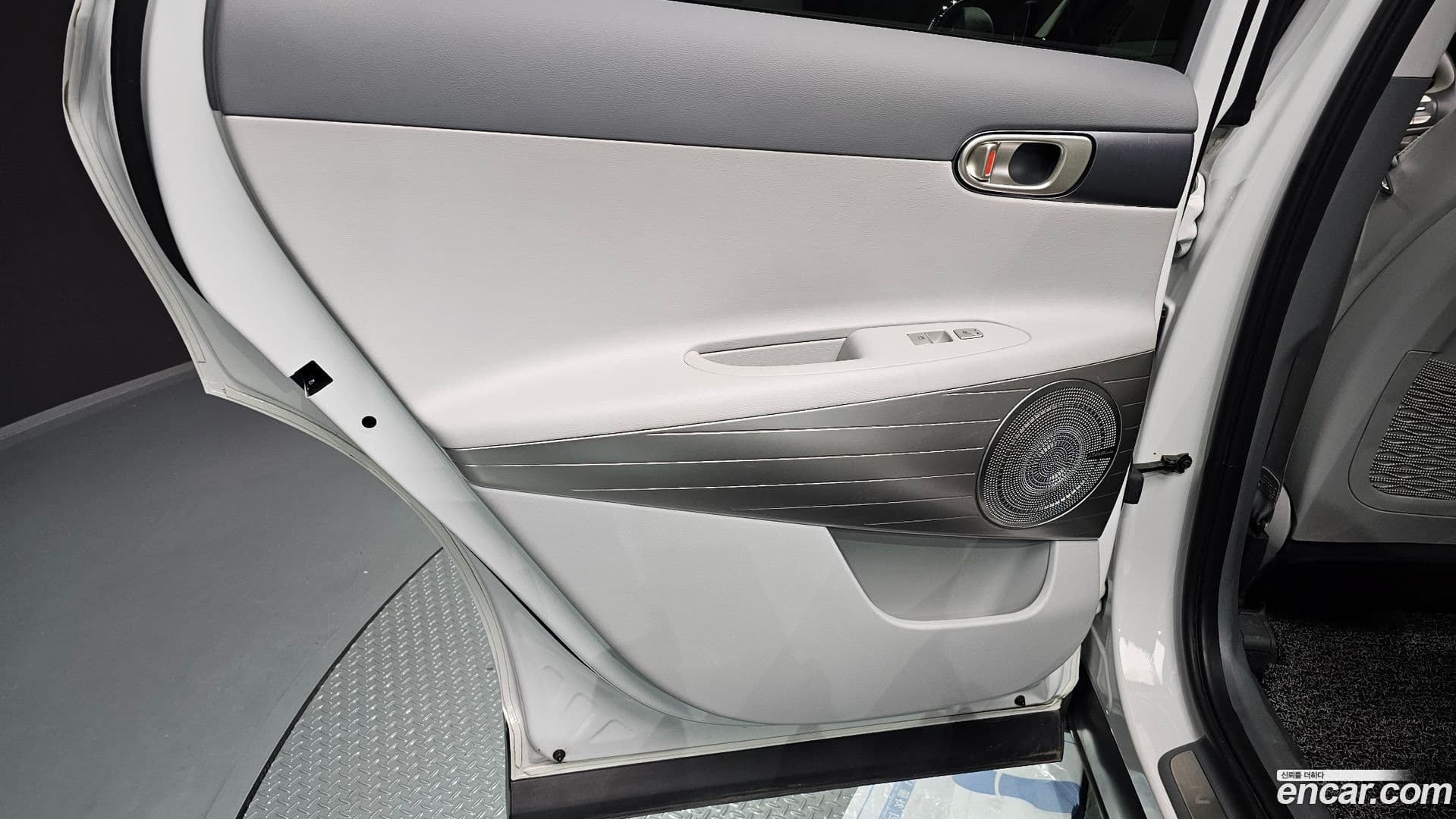 Main__Slider__Photo:Nexo Hyundai 2022.5-24