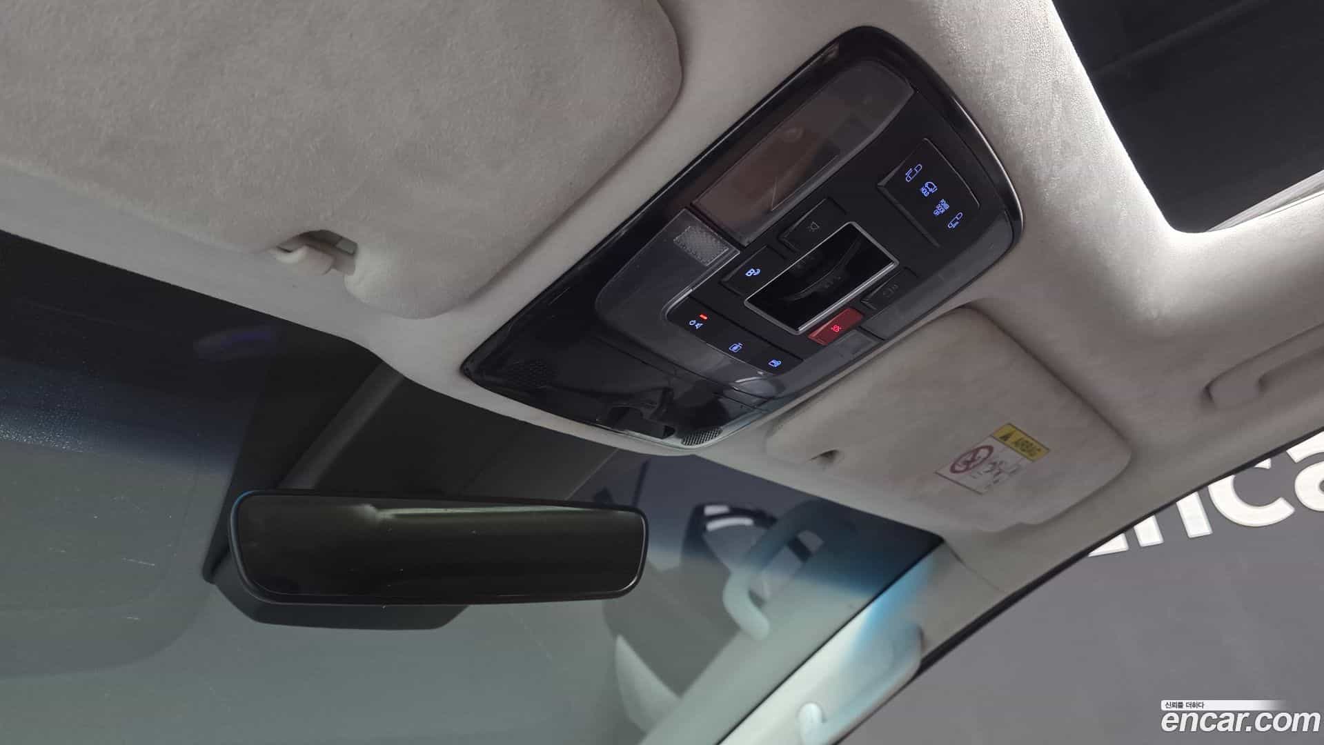 Staria Hyundai 2022.10-OPTION-021
