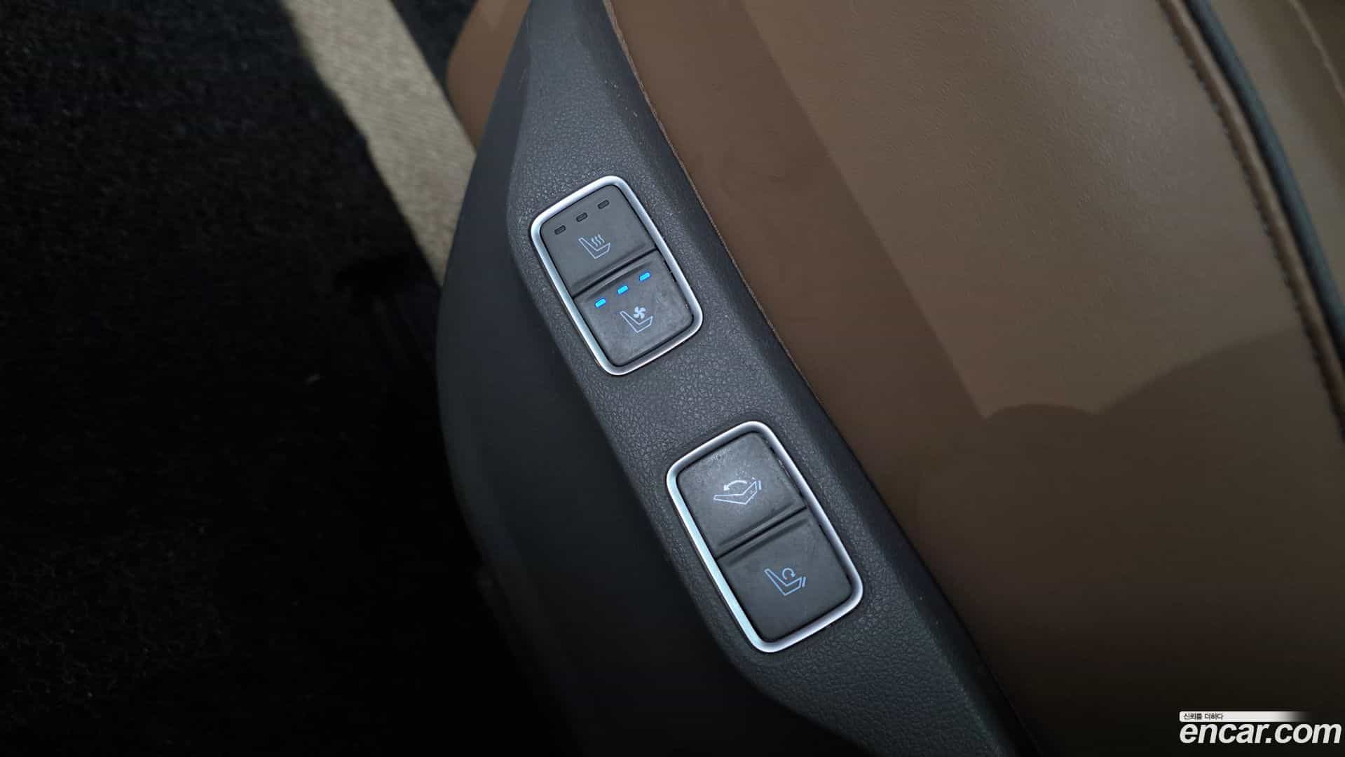 Staria Hyundai 2022.10-OPTION-023