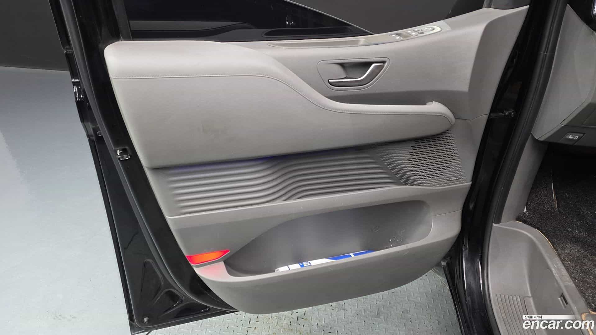 Staria Hyundai 2022.10-INNER-034