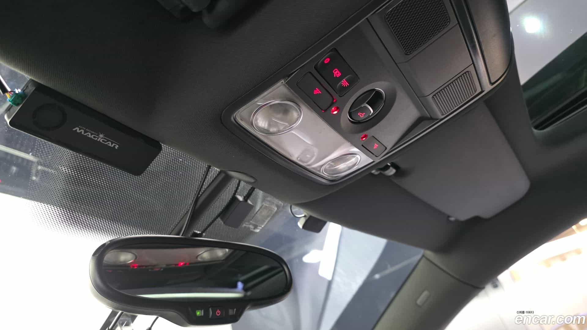 Scirocco Volkswagen 2013.3-OPTION-022