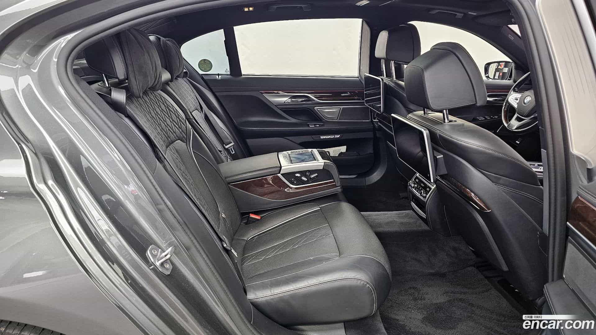 7-Series BMW 2016.3-OPTION-015