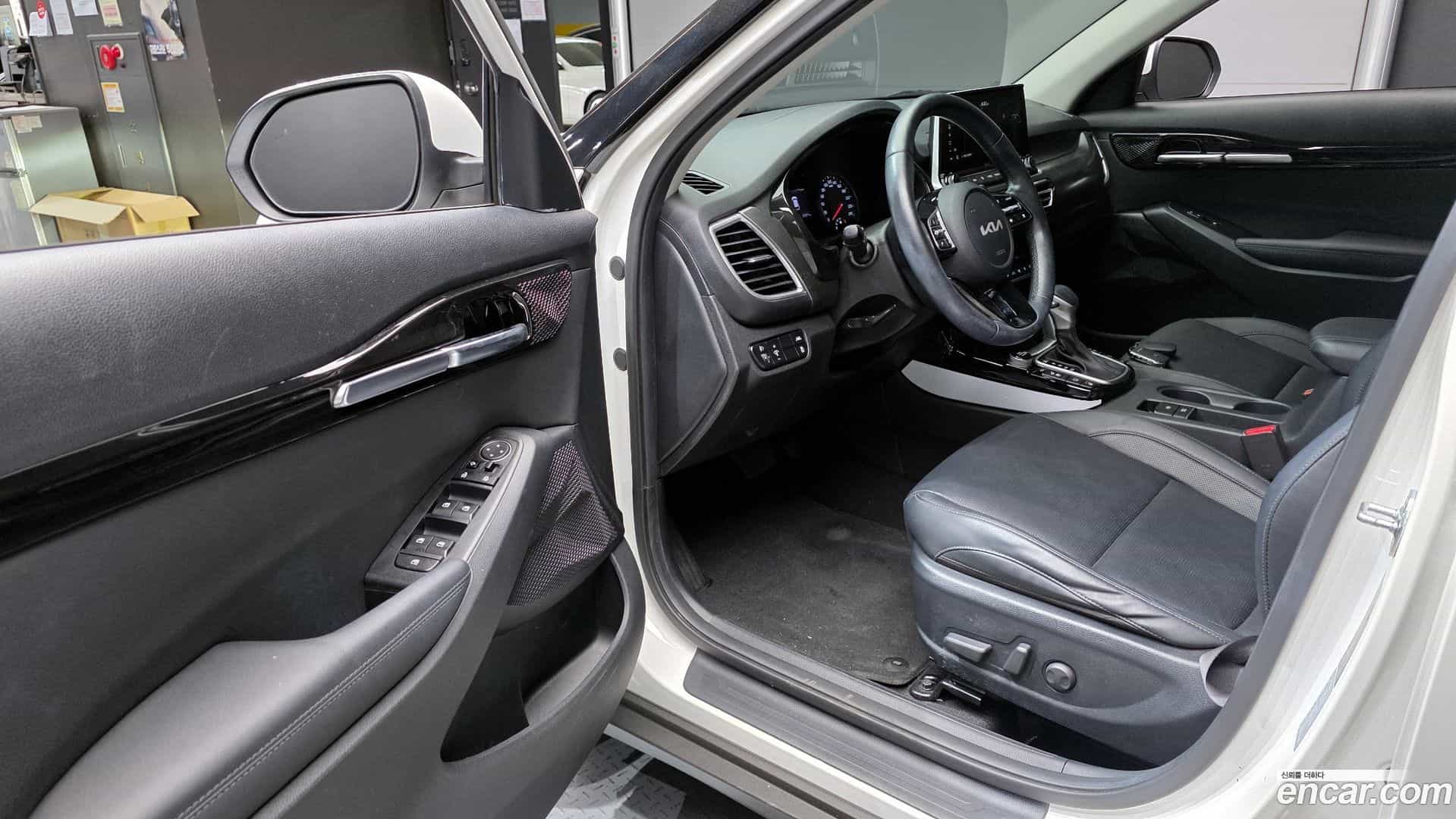 Seltos Kia 2021.10-INNER-010