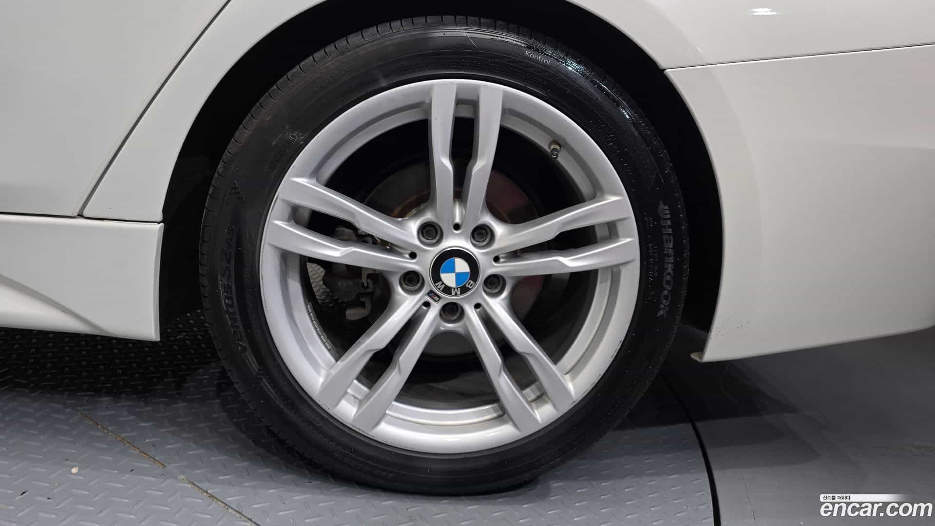 3-Series BMW 2018.7-OUTER-031