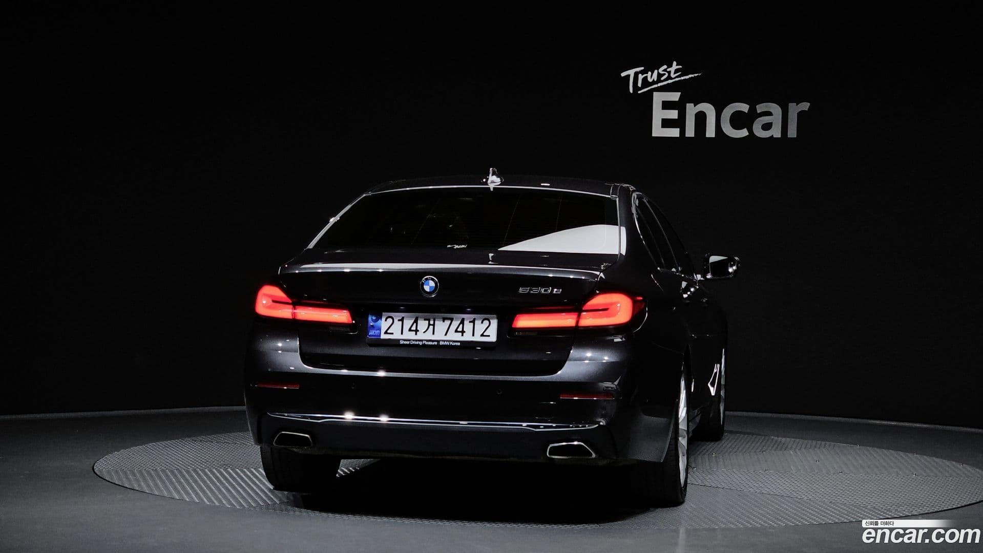 Main__Slider__Photo:5-Series BMW 2020.10-3