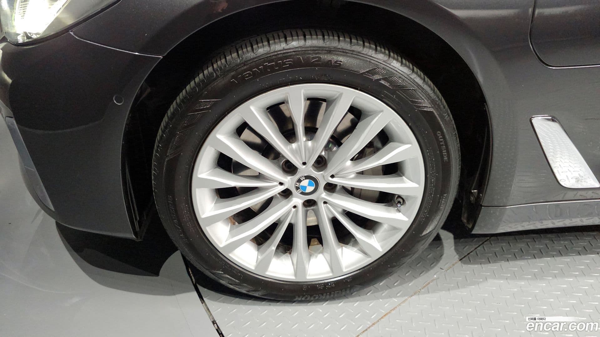 Main__Slider__Photo:5-Series BMW 2020.10-4