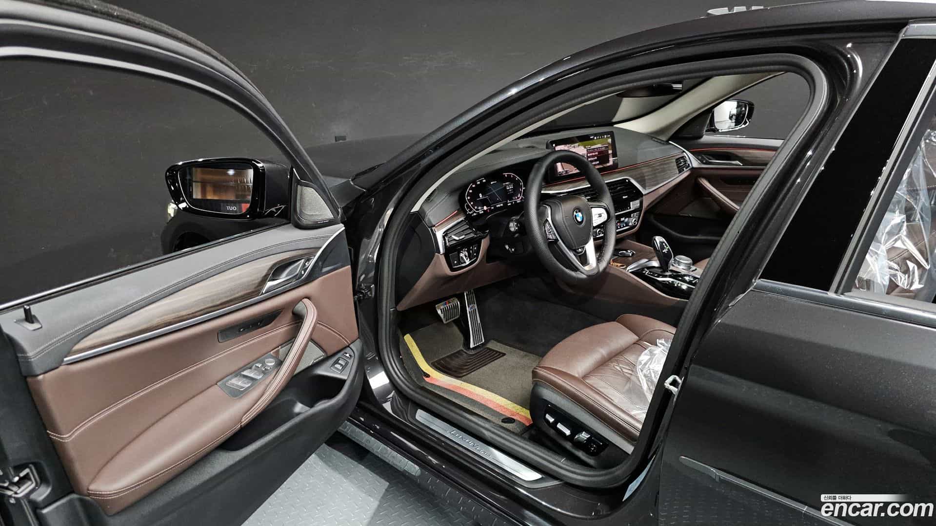 5-Series BMW 2020.10-INNER-010