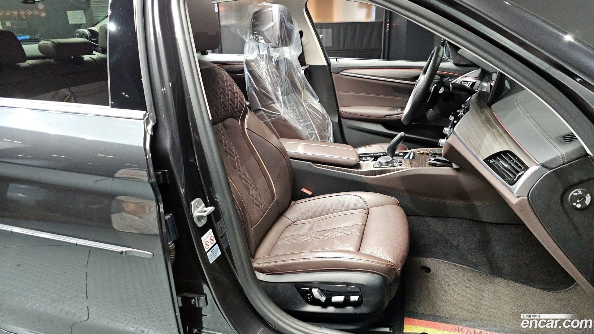 Main__Slider__Photo:5-Series BMW 2020.10-11