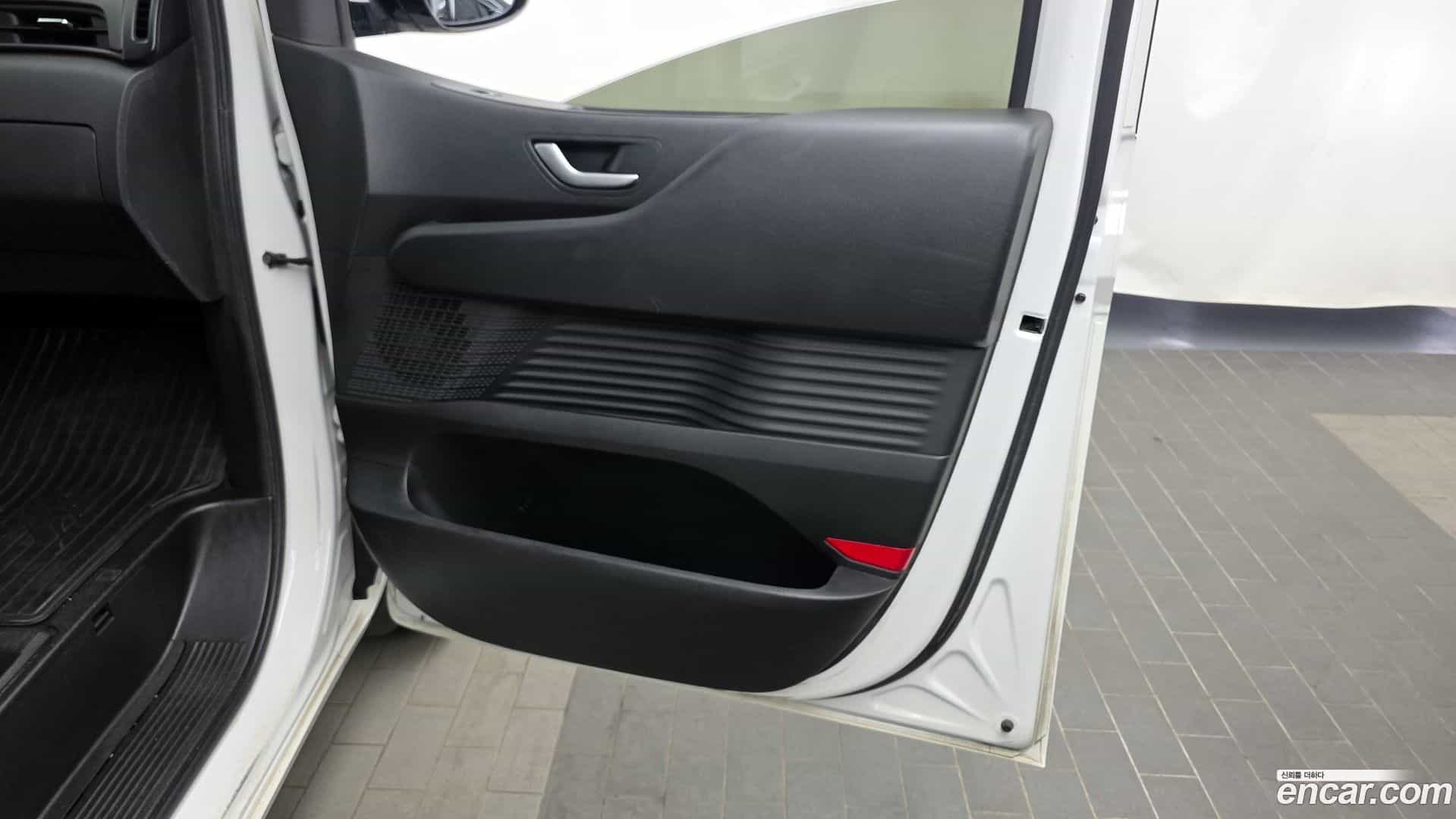 Staria Hyundai 2024.0-INNER-035