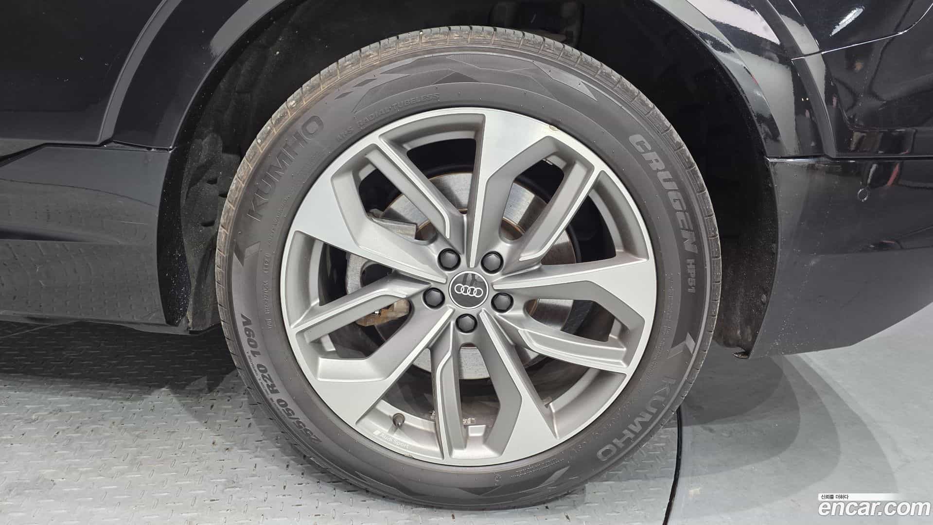 e-tron Audi 2021.11-OUTER-005