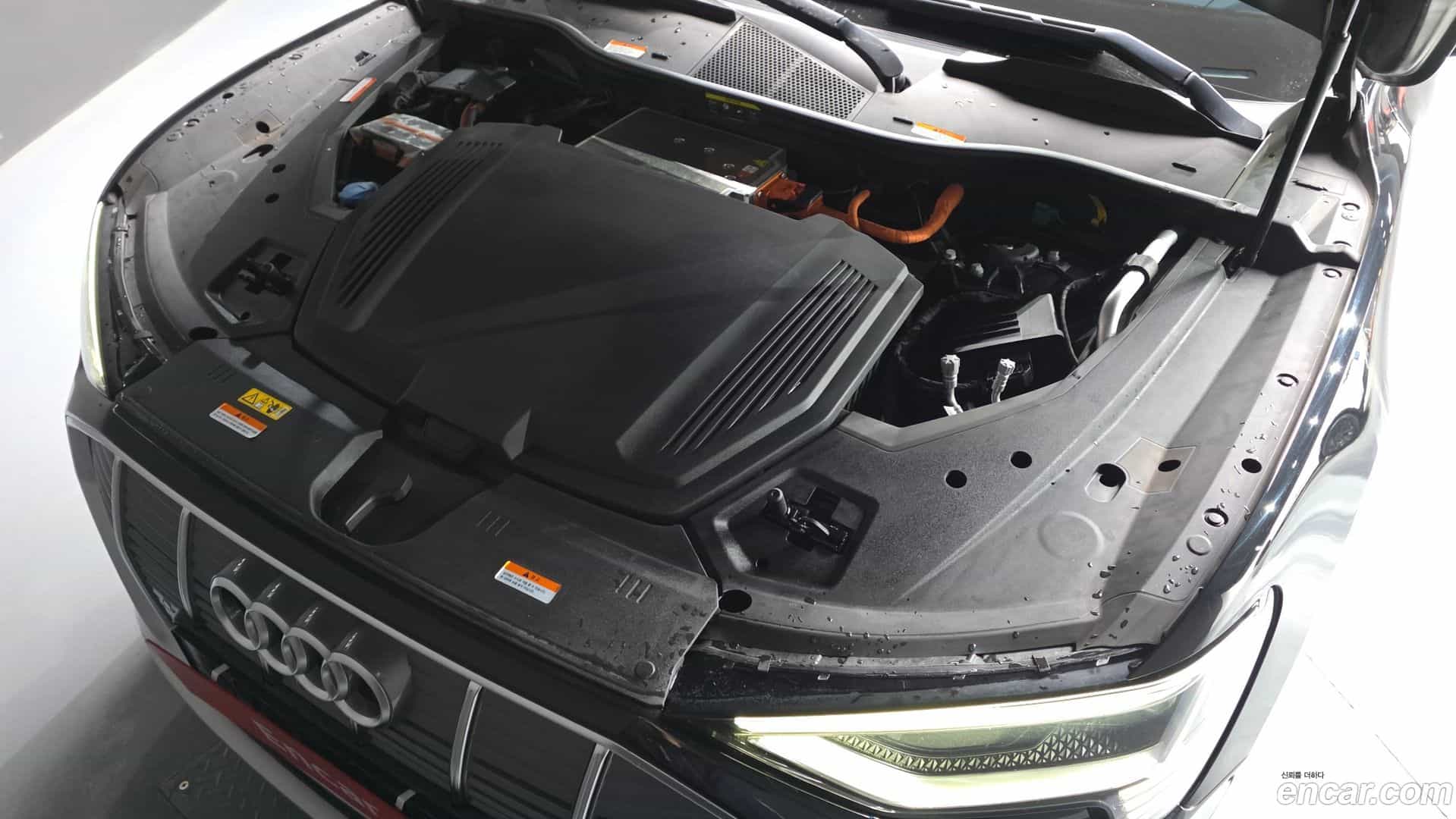 e-tron Audi 2021.11-OUTER-006