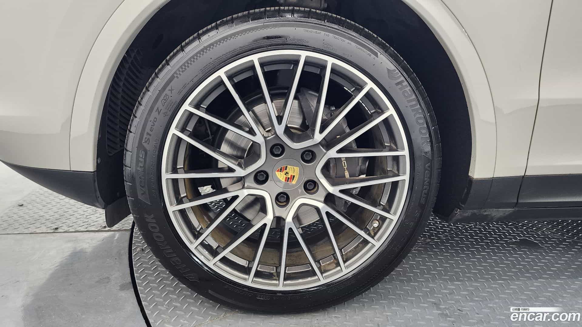 Cayenne Porsche 2021.2-OUTER-005