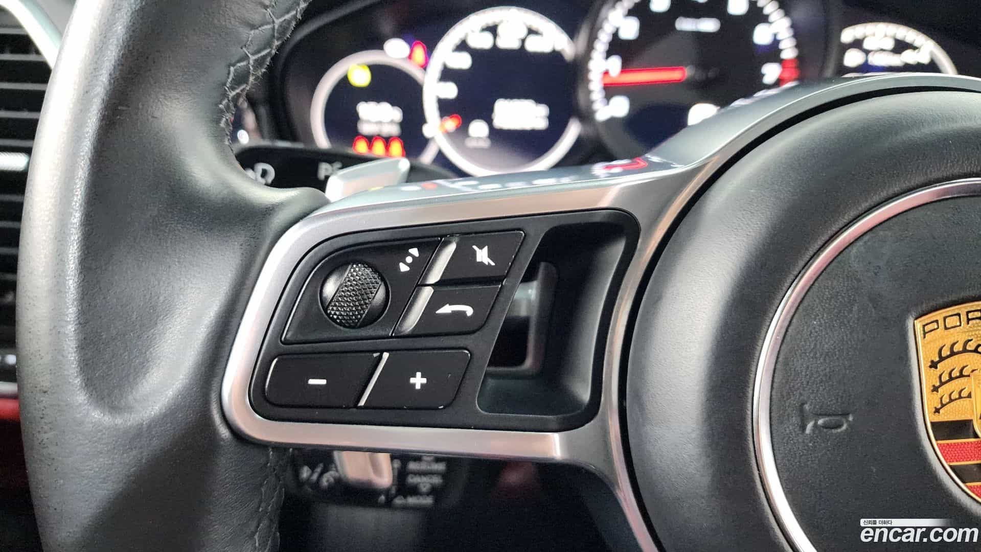 Cayenne Porsche 2021.2-OPTION-023