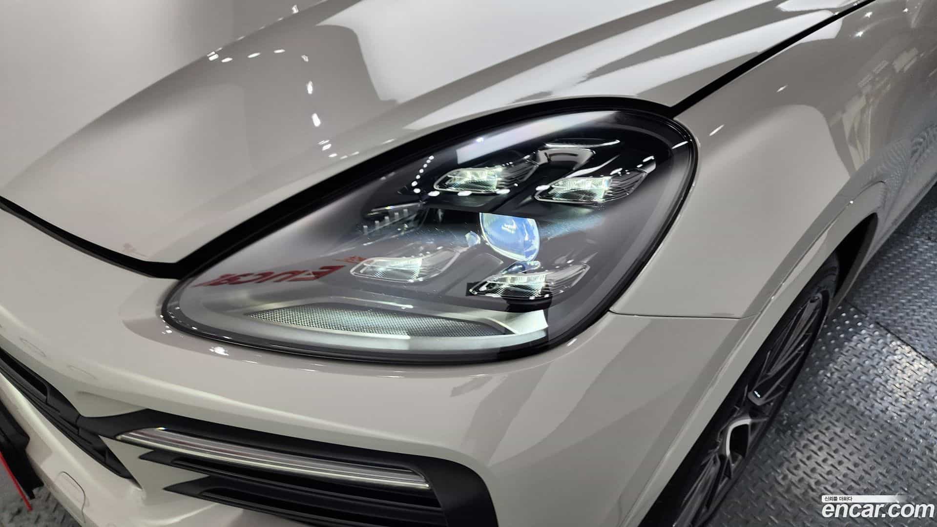 Cayenne Porsche 2021.2-OUTER-032