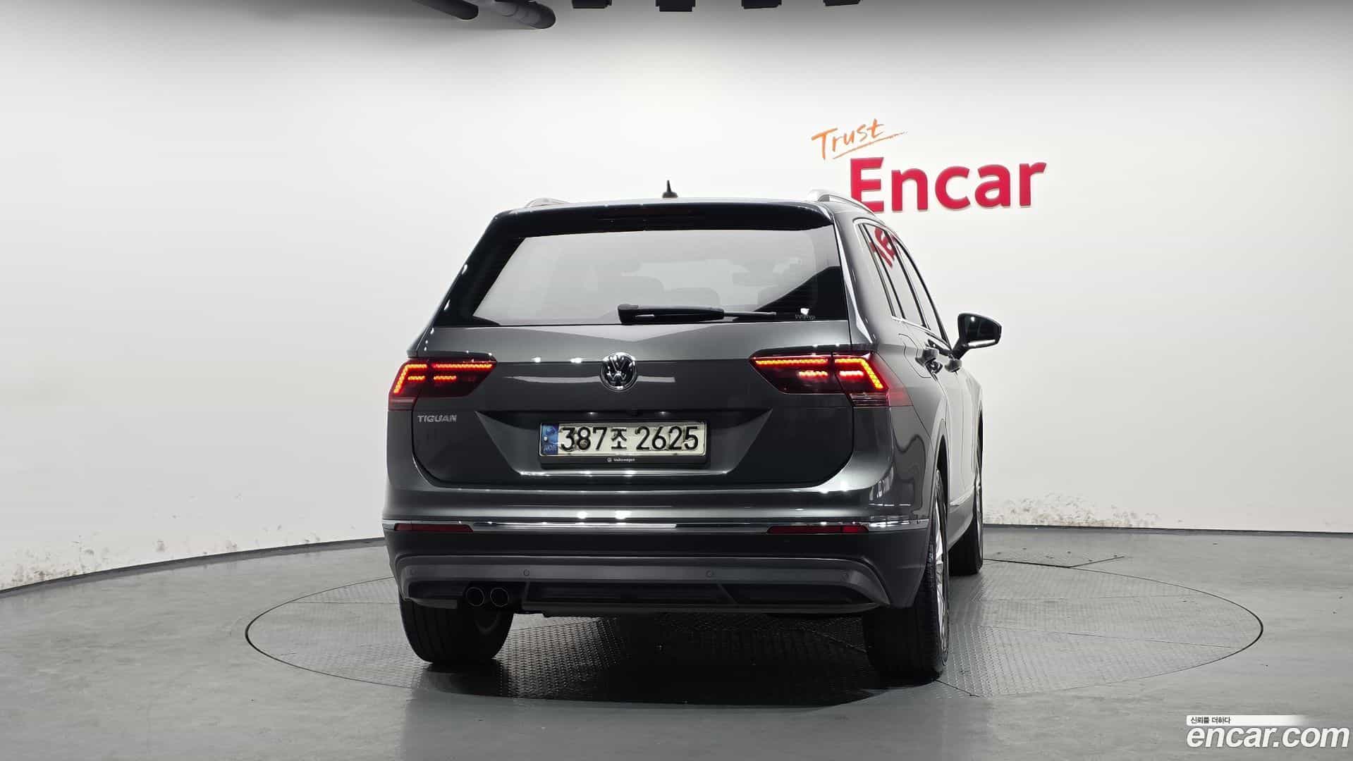 Tiguan Volkswagen 2020.9-OUTER-004
