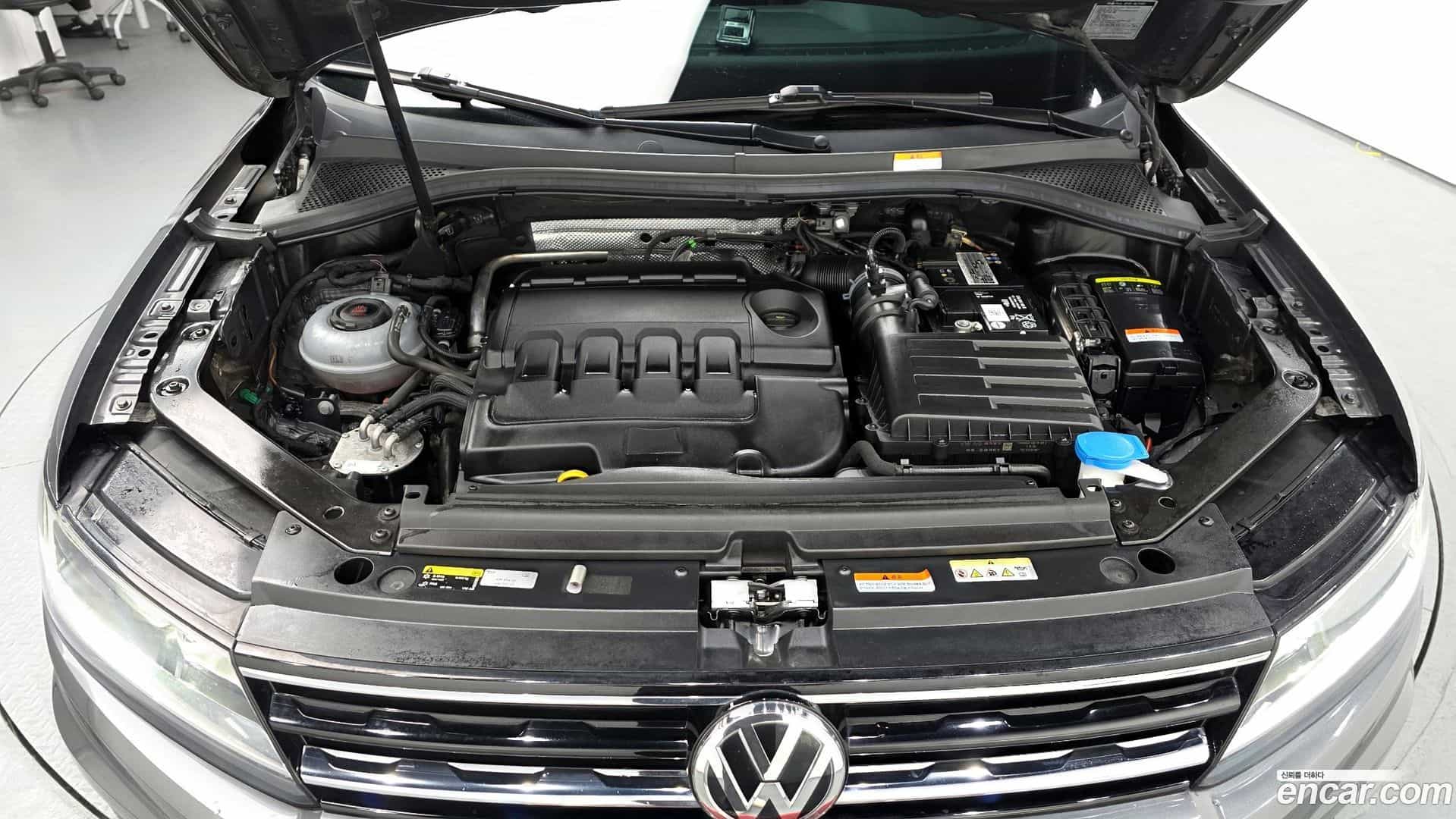 Tiguan Volkswagen 2020.9-OUTER-006