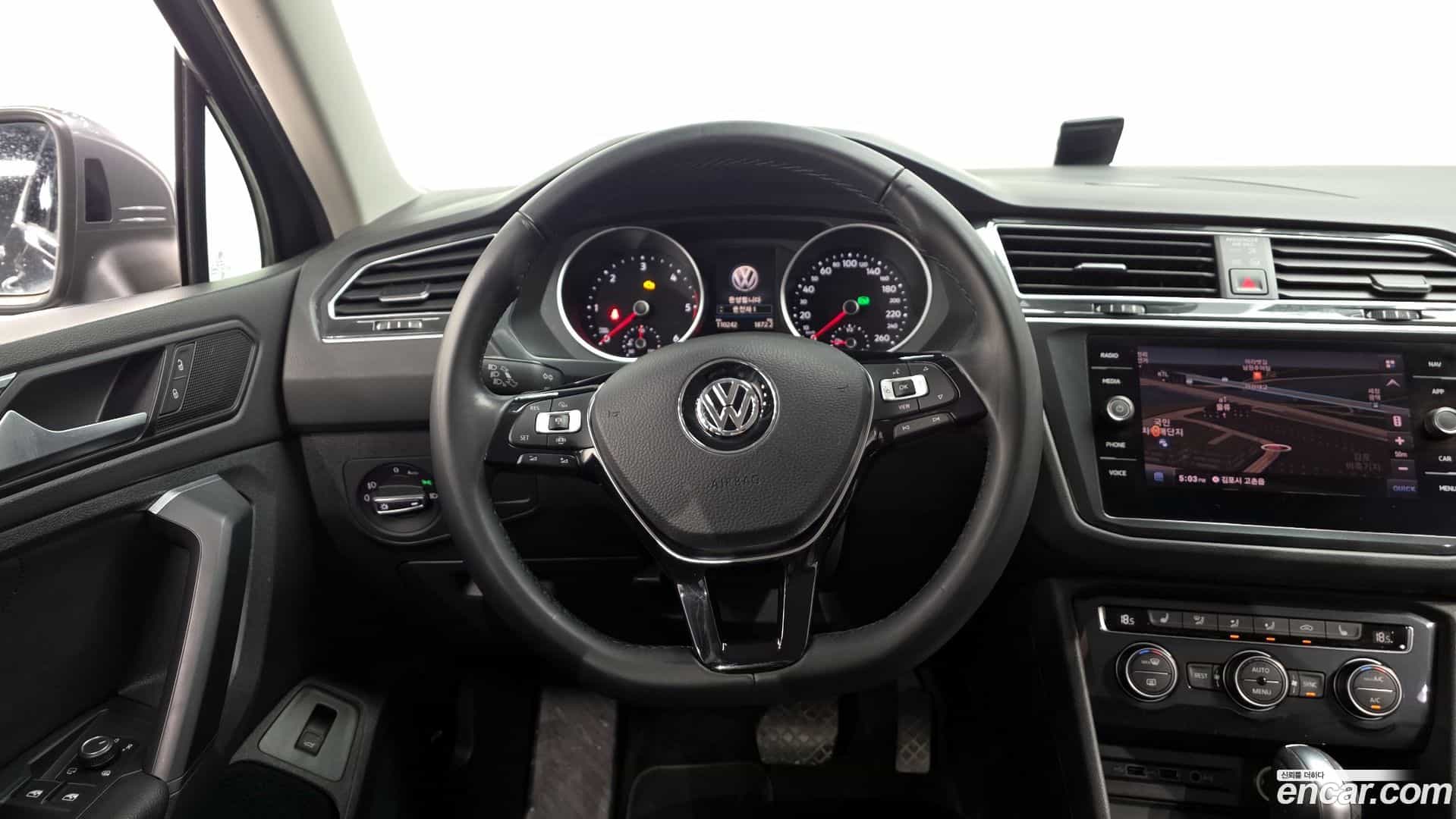 Tiguan Volkswagen 2020.9-OPTION-016